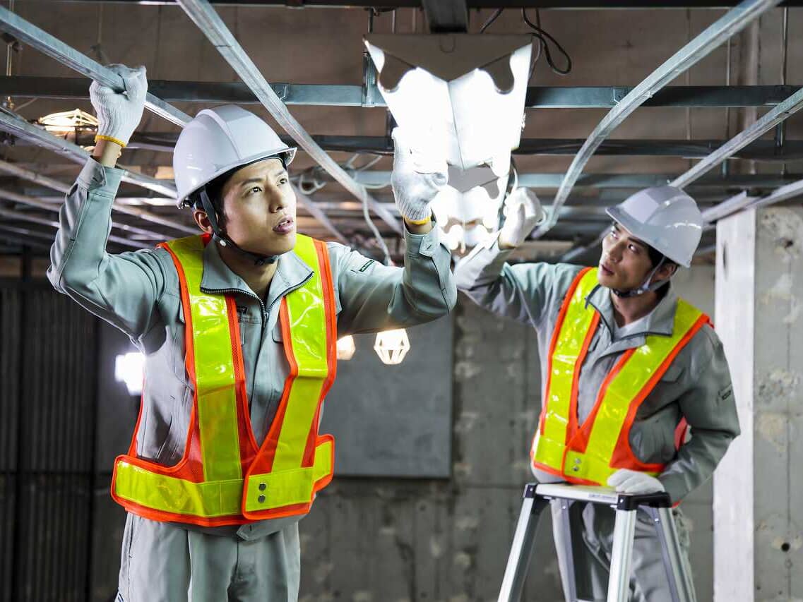 工場向けカスタムLED照明|工場メンテナンス・省エネ工事.com